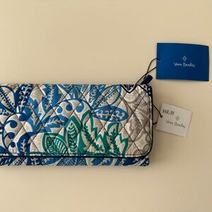Vera Bradley trifold wallet - NWT